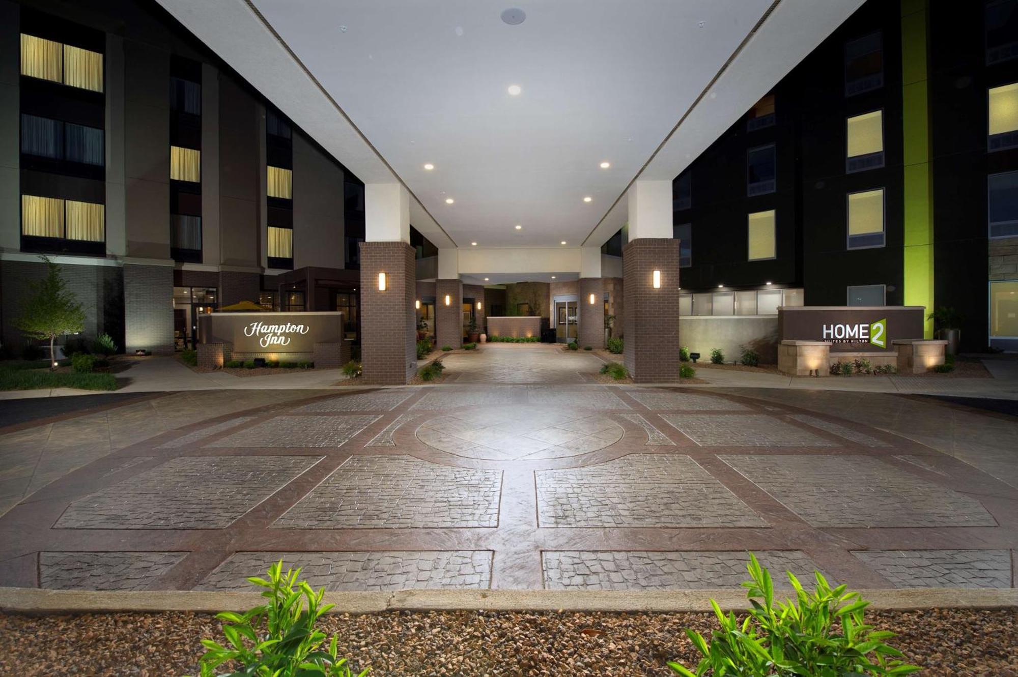 Hampton Inn Louisville East Hurstbourne Esterno foto
